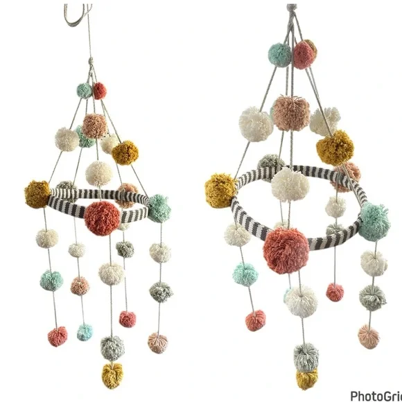 BlaBla Bla Bla Peru Pom Pom Mobile Baby Crib Nursery Handcrafted Handmade Boho - Picture 9 of 13